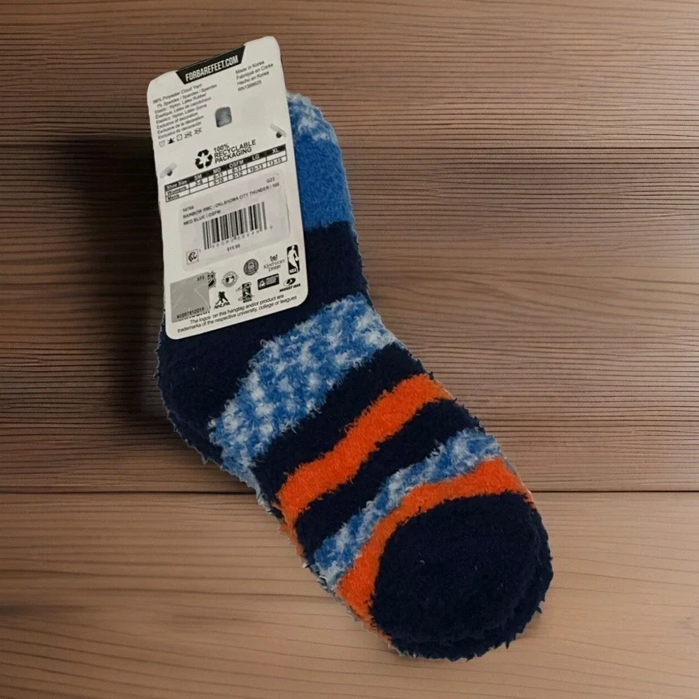 For Bare Feet Oklahoma City Thunder Fuzzy Cozy Socks, One Size **NEW**